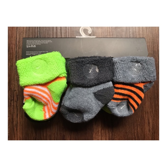 HALLOWEEN BABY TERRY CLOTH SOCKS SIZE 0-6 MONTHS - Picture 3 of 3